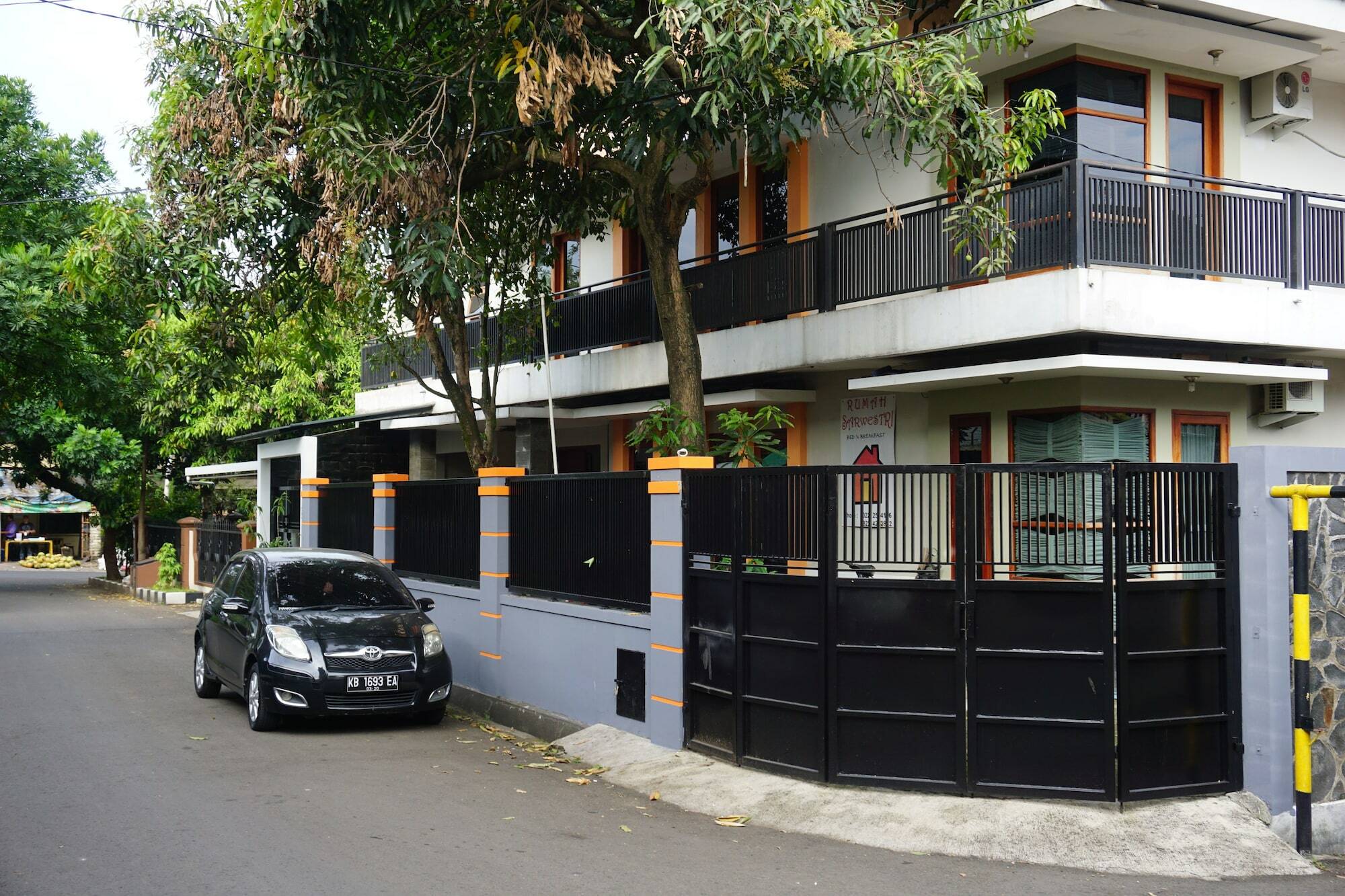 Rumah Sarwestri Bandung