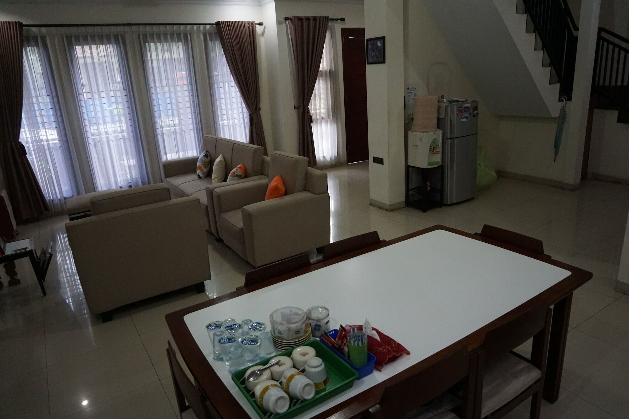 Wisma tamu Rumah Sarwestri *